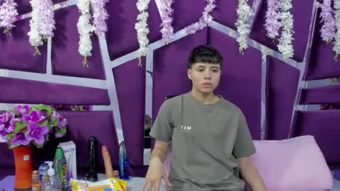 Snapshot of bruno_cruz chatting on 02/19/26, 02:40 Bruno Cruz online show from 02/19/26, 02:40