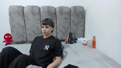 Snapshot of bruno_cruz chatting on 06/02/26, 02:13 Bruno Cruz online show from 06/02/26, 02:13