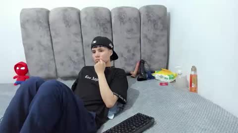Snapshot of bruno_cruz chatting on 06/11/26, 03:15 Bruno Cruz online show from 06/11/26, 03:15