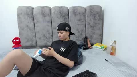 Snapshot of bruno_cruz chatting on 06/14/26, 02:09 Bruno Cruz online show from 06/14/26, 02:09