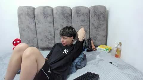 Snapshot of bruno_cruz chatting on 06/14/26, 02:24 Bruno Cruz online show from 06/14/26, 02:24