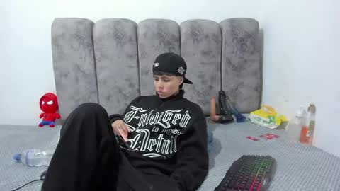 Snapshot of bruno_cruz chatting on 07/30/26, 02:21 Bruno Cruz online show from 07/30/26, 02:21