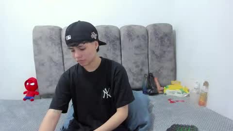Snapshot of bruno_cruz chatting on 08/01/26, 02:33 Bruno Cruz online show from 08/01/26, 02:33