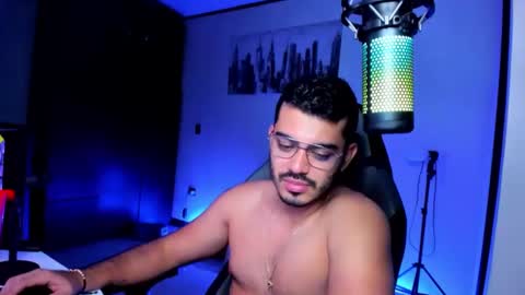 Snapshot of bruno_diaz31 chatting on 02/11/25, 04:33 Bruno online show from 02/11/25, 04:33