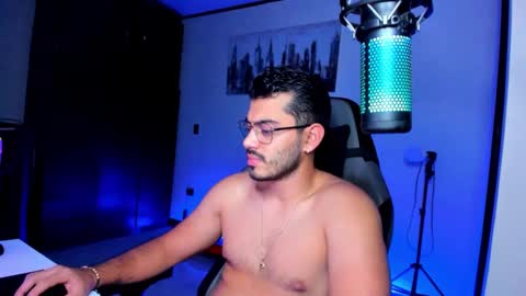 Snapshot of bruno_diaz31 chatting on 02/12/25, 08:29 Bruno online show from 02/12/25, 08:29