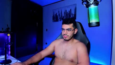 Snapshot of bruno_diaz31 chatting on 03/03/25, 02:59 Bruno online show from 03/03/25, 02:59