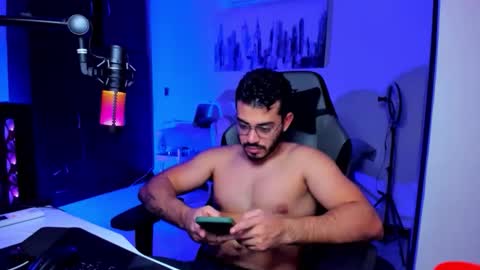 Bruno online show from 12/18/25, 03:34