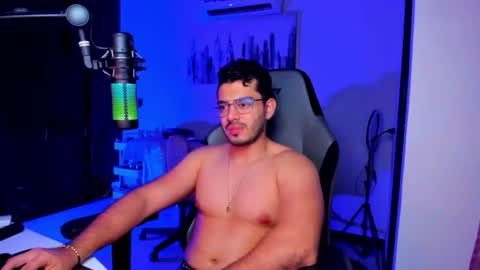 Snapshot of bruno_diaz31 chatting on 03/22/26, 03:21 Bruno online show from 03/22/26, 03:21