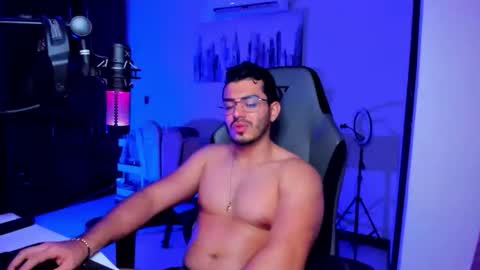 Snapshot of bruno_diaz31 chatting on 03/26/26, 03:23 Bruno online show from 03/26/26, 03:23