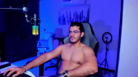 Snapshot of bruno_diaz31 chatting on 04/06/26, 04:21 Bruno online show from 04/06/26, 04:21