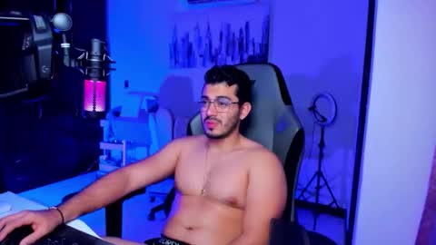 Snapshot of bruno_diaz31 chatting on 04/11/26, 05:45 Bruno online show from 04/11/26, 05:45