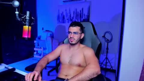 Snapshot of bruno_diaz31 chatting on 04/19/26, 04:01 Bruno online show from 04/19/26, 04:01
