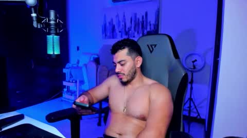 Snapshot of bruno_diaz31 chatting on 04/25/26, 04:48 Bruno online show from 04/25/26, 04:48