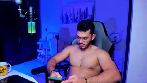 Snapshot of bruno_diaz31 chatting on 04/26/26, 03:04 Bruno online show from 04/26/26, 03:04