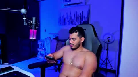 Snapshot of bruno_diaz31 chatting on 04/30/26, 04:19 Bruno online show from 04/30/26, 04:19