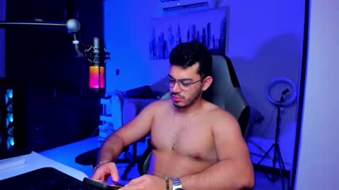 Snapshot of bruno_diaz31 chatting on 05/08/26, 09:03 Bruno online show from 05/08/26, 09:03