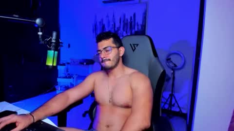 Snapshot of bruno_diaz31 chatting on 05/10/26, 02:50 Bruno online show from 05/10/26, 02:50