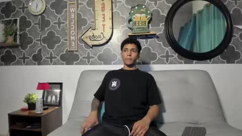 Snapshot of bruno_snow chatting on 03/20/26, 03:44 bruno_snow online show from 03/20/26, 03:44