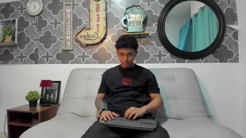 Snapshot of bruno_snow chatting on 03/26/26, 03:45 bruno_snow online show from 03/26/26, 03:45