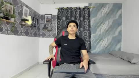 Snapshot of bruno_snow chatting on 04/05/26, 03:47 bruno_snow online show from 04/05/26, 03:47