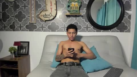 Snapshot of bruno_snow chatting on 04/16/26, 04:02 bruno_snow online show from 04/16/26, 04:02