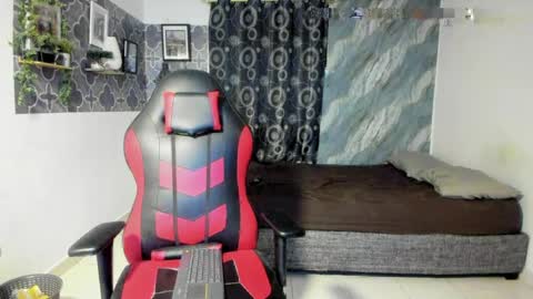 Snapshot of bruno_snow chatting on 04/24/26, 03:53 bruno_snow online show from 04/24/26, 03:53