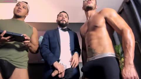 Andres Suarez online show from 02/22/25, 02:17