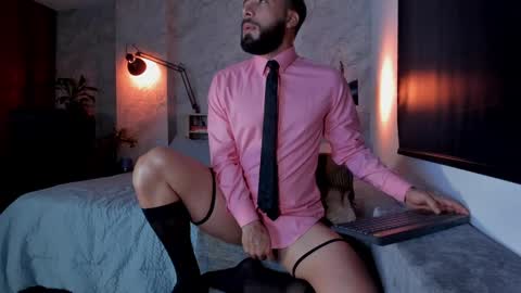 Andres Suarez online show from 09/10/25, 01:16