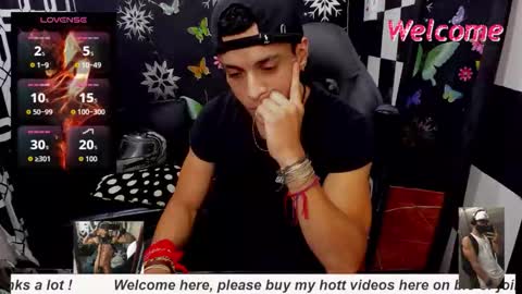 Snapshot of brunocuttie94 chatting on 10/10/25, 07:57 Join my fan club here 150 tokens a month online show from 10/10/25, 07:57