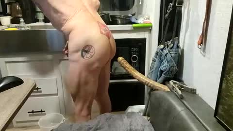 Snapshot of brushsquach chatting on 03/07/25, 06:02 Steve... aka SkinnieDippin aka TimberTramp online show from 03/07/25, 06:02