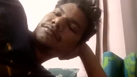 Snapshot of brusle96 chatting on 03/04/26, 11:27 Tillu online show from 03/04/26, 11:27