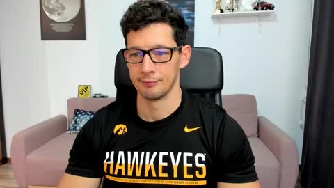 Brutus K online show from 11/18/25, 05:34