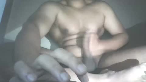 Snapshot of brwcm7 chatting on 12/19/25, 07:32 brwcm7 online show from 12/19/25, 07:32