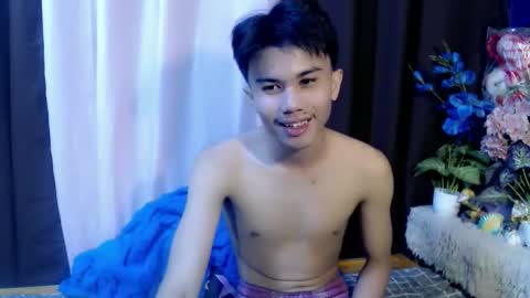 Snapshot of bry_cumxx chatting on 04/14/26, 09:15 bryan online show from 04/14/26, 09:15