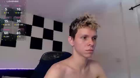 bryamado online show from 09/25/25, 03:49