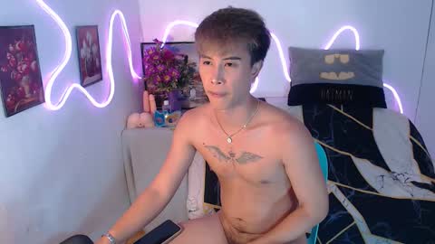 Snapshot of bryan_________ chatting on 10/02/25, 09:11 BRYAN  JEMY online show from 10/02/25, 09:11