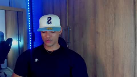 Snapshot of bryan_boy_ chatting on 12/02/24, 02:31 bryan online show from 12/02/24, 02:31