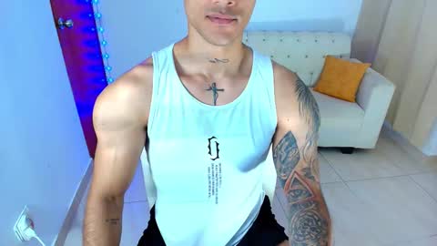 Snapshot of bryan_boy_ chatting on 03/17/26, 01:21 bryan online show from 03/17/26, 01:21