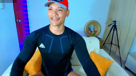 Snapshot of bryan_boy_ chatting on 04/02/26, 12:19 bryan online show from 04/02/26, 12:19