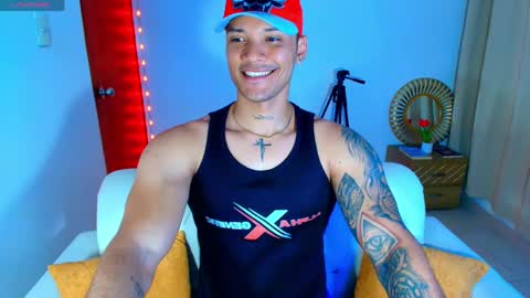 Snapshot of bryan_boy_ chatting on 05/02/26, 01:21 bryan online show from 05/02/26, 01:21