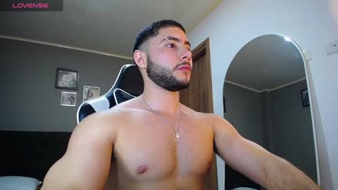 bryan_oficials online show from 12/25/24, 12:27