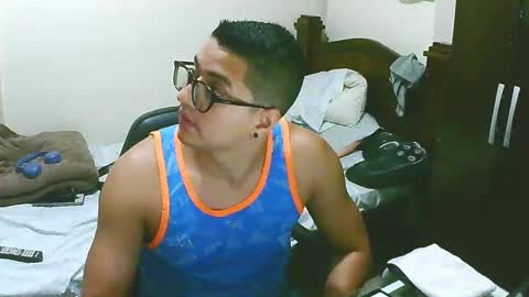 Snapshot of bryanbendy chatting on 11/30/25, 05:33 bryanbendy online show from 11/30/25, 05:33