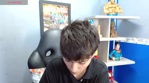 Snapshot of bryce_evans chatting on 12/24/24, 06:06 B R Y C E online show from 12/24/24, 06:06