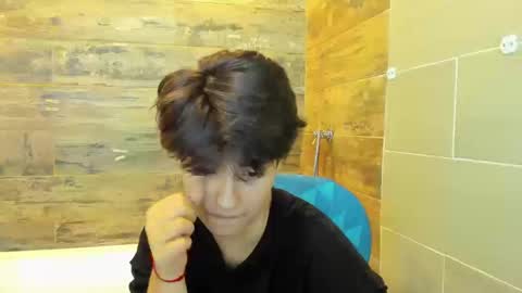 Snapshot of bryce_evans chatting on 09/27/25, 02:11 B R Y C E online show from 09/27/25, 02:11