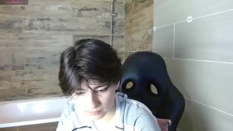 Snapshot of bryce_evans chatting on 06/26/26, 01:59 B R Y C E online show from 06/26/26, 01:59