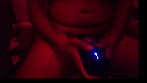 Snapshot of bsniz01for1 chatting on 12/16/25, 11:54 bsniz01for1 online show from 12/16/25, 11:54