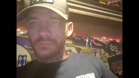 Snapshot of btown3095 chatting on 09/30/25, 11:32 btown3095 online show from 09/30/25, 11:32