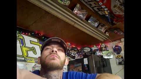 Snapshot of btown3095 chatting on 10/03/25, 03:03 btown3095 online show from 10/03/25, 03:03