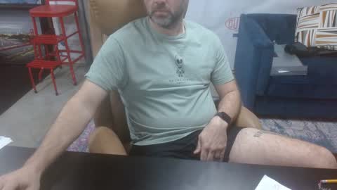 Snapshot of btrthanezra04 chatting on 03/02/25, 06:05 NickRock online show from 03/02/25, 06:05