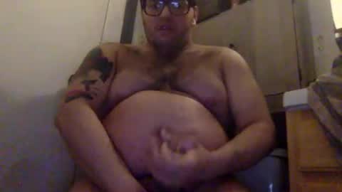 Snapshot of bttmchub98 chatting on 01/16/25, 10:21 bttmchub98 online show from 01/16/25, 10:21